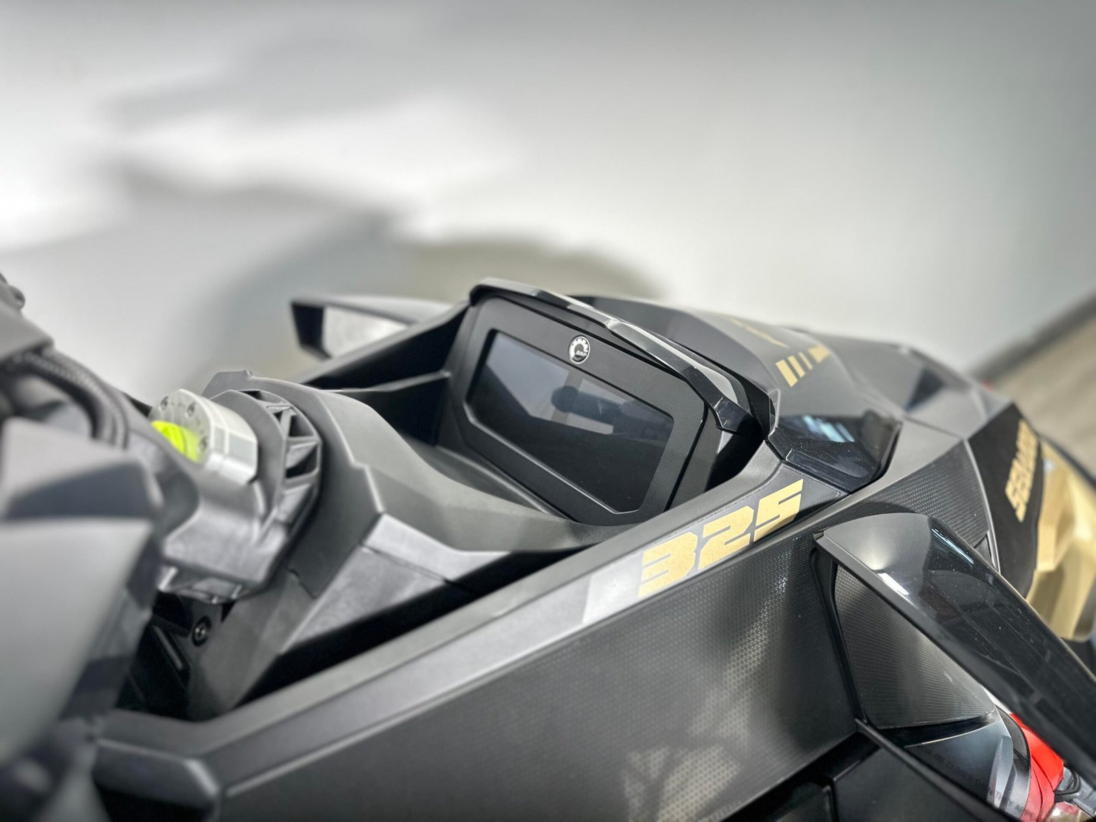 Seadoo-RXT-X-RS-2025-11-scaled (1)