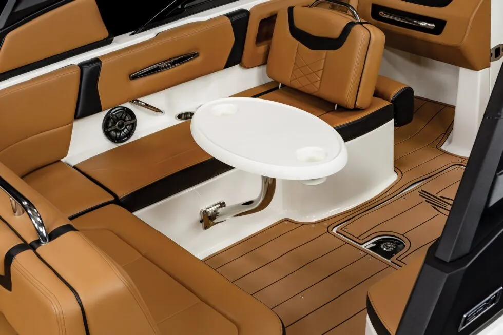 SSX-247-CockpitTable-22-980x653-1-1