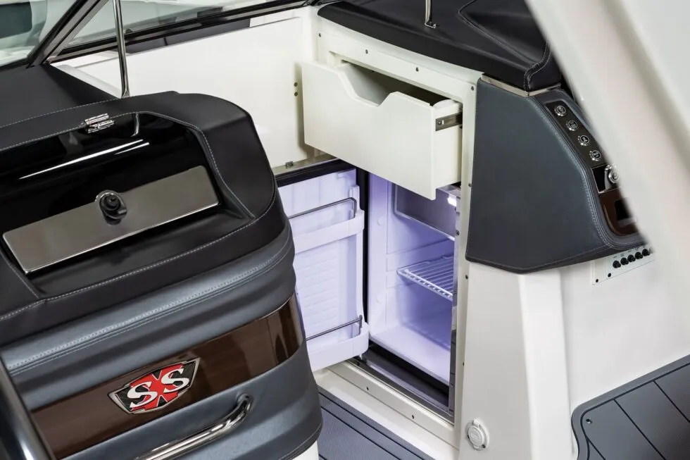 SSX-307-HelmConsole-02-22-980x653-2