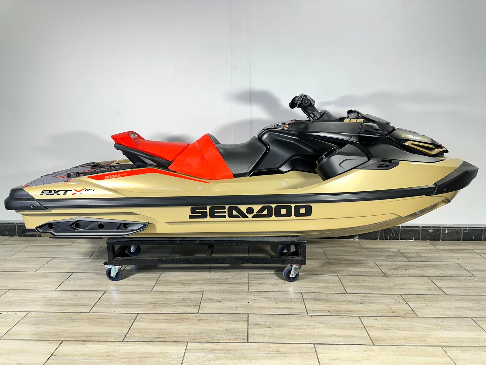 Seadoo-RXT-X-RS-2025-17-scaled